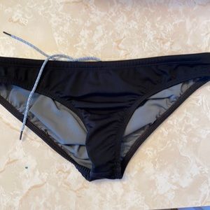 Black Jolyn Andy Bottoms